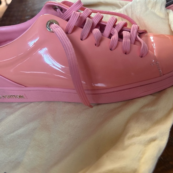 real leather Peach patent frontrow LV sneakers - Picture 6 of 6